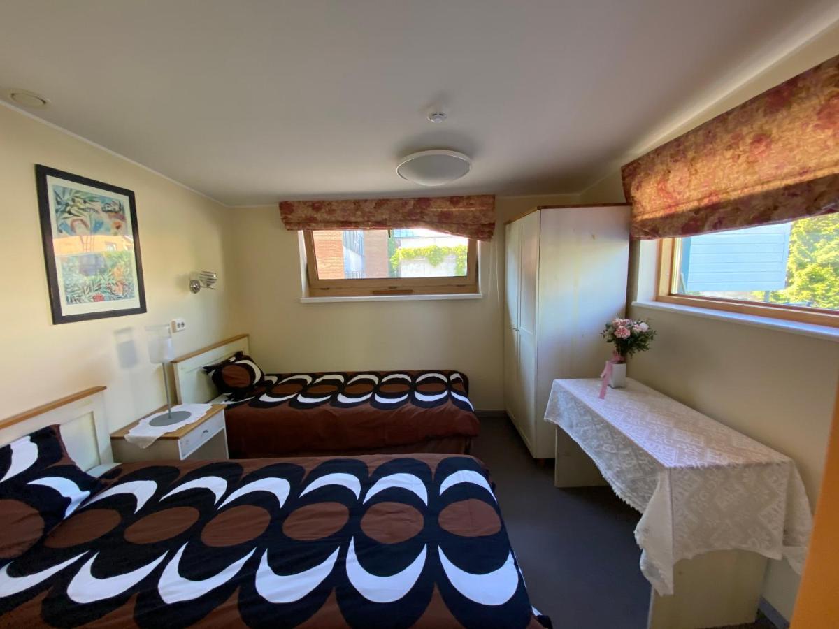 Villa Meri Apartments Pärnu Buitenkant foto