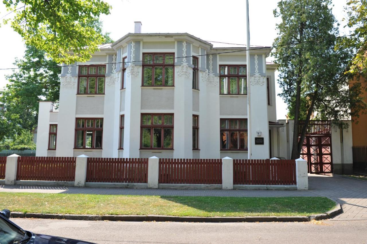 Villa Meri Apartments Pärnu Buitenkant foto